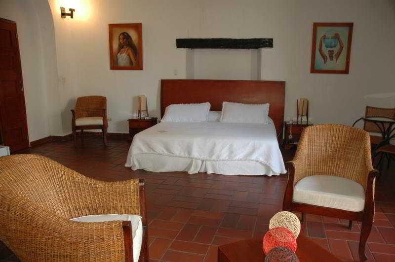 Casa Cabal 3*